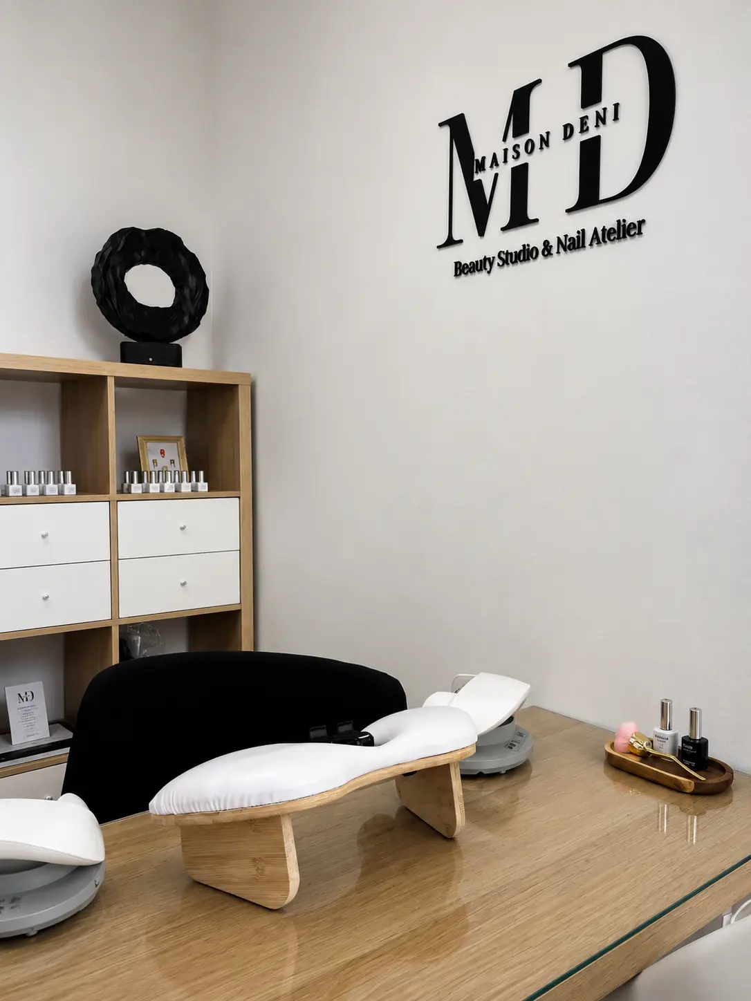 Maison Deni atelier interior